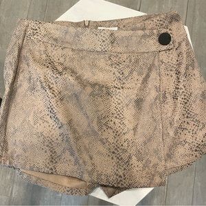 Super down short/skort.